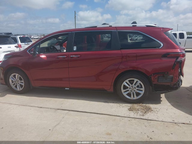 Toyota Sienna Limited 2026 5TDZRKEC1TS306329 Image 14