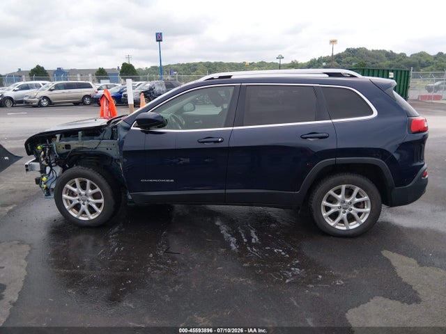 Продаж на аукціоні авто 2016 Jeep Cherokee Latitude, vin: 1C4PJMCB9GW308081, номер лоту: 45593896