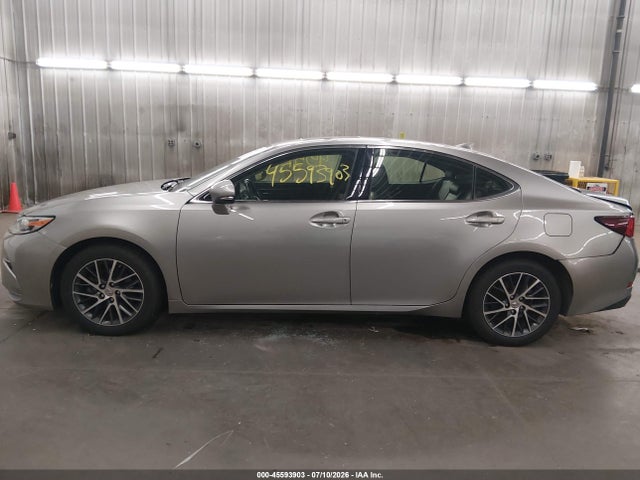 Продажа на аукционе авто 2016 Lexus Es 350, vin: JTHBK1GG2G2213847, номер лота: 45593903