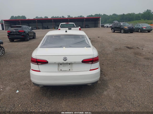 2020 Volkswagen Passat 2.0t S მანქანა იყიდება აუქციონზე, vin: 1VWAA7A30LC023913, აუქციონის ნომერი: 45593915