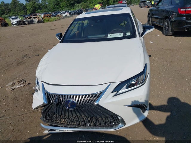 2021 Lexus Es 300h Luxury მანქანა იყიდება აუქციონზე, vin: 58AEA1C17MU006118, აუქციონის ნომერი: 45593925
