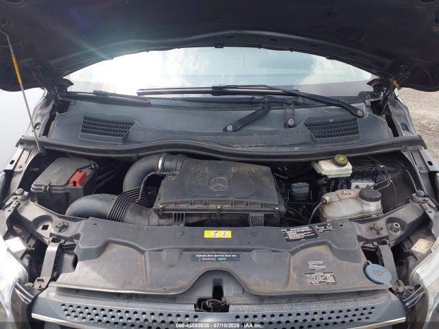 45593938 :رقم المزاد ، WD4PG2EE1J3392647 vin ، 2018 Mercedes-benz Metris مزاد بيع