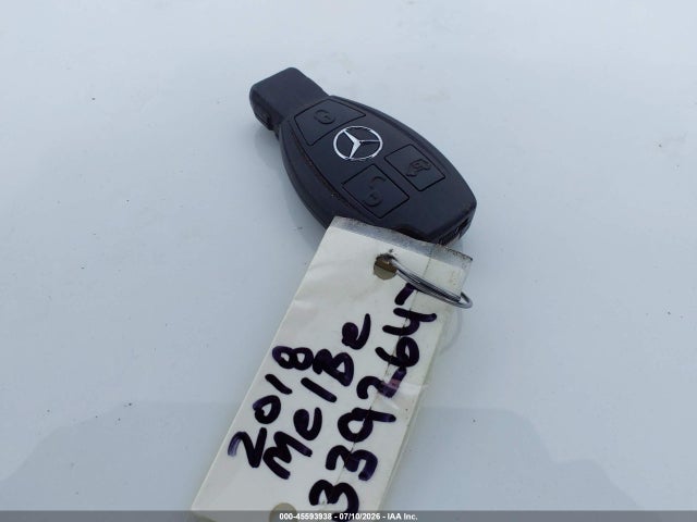 45593938 :رقم المزاد ، WD4PG2EE1J3392647 vin ، 2018 Mercedes-benz Metris مزاد بيع