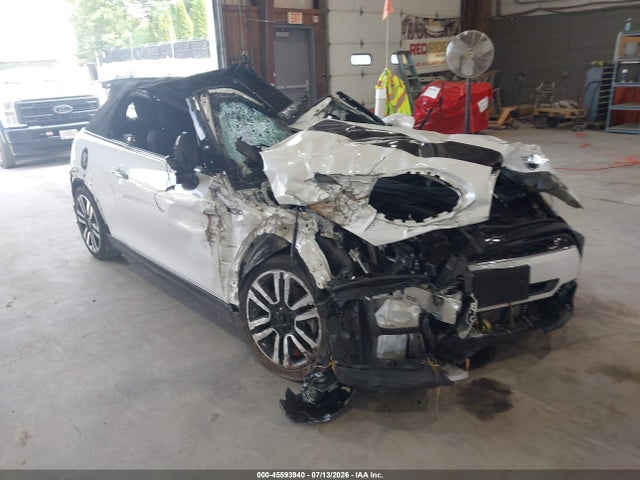 Auction sale of the 2023 Mini Convertible Cooper S, vin: WMW43DL05P3R13693, lot number: 45593940