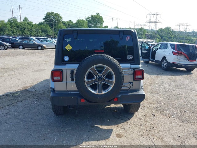 2020 Jeep Wrangler Unlimited Sahara 4x4 მანქანა იყიდება აუქციონზე, vin: 1C4HJXEN6LW213856, აუქციონის ნომერი: 45593953