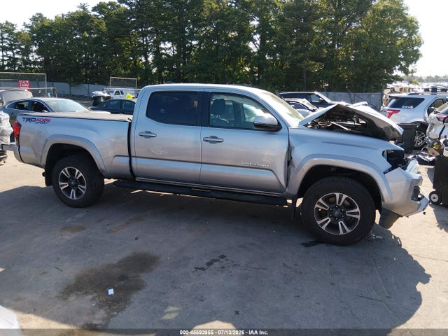 45593955 :رقم المزاد ، 3TMDZ5BN3JM050449 vin ، 2018 Toyota Tacoma Trd Sport مزاد بيع
