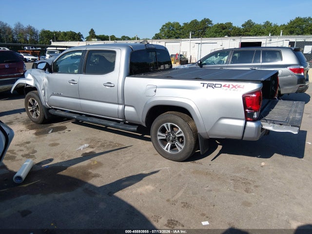 45593955 :رقم المزاد ، 3TMDZ5BN3JM050449 vin ، 2018 Toyota Tacoma Trd Sport مزاد بيع