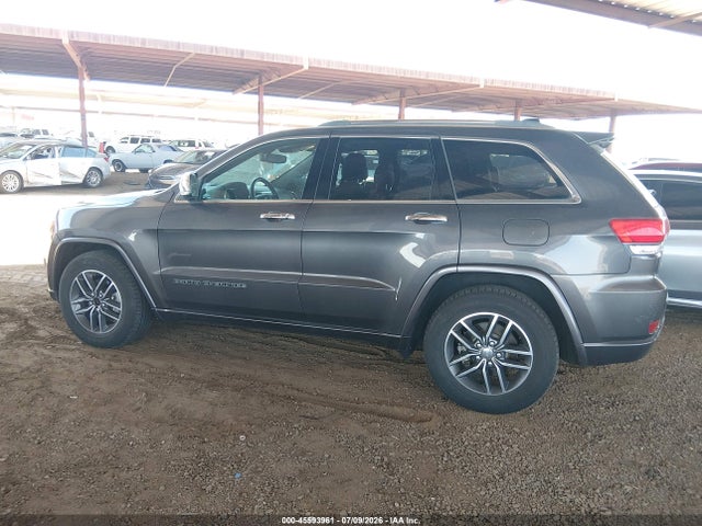 1C4RJEBG1JC231047 Jeep Grand Cherokee Limited 4x2