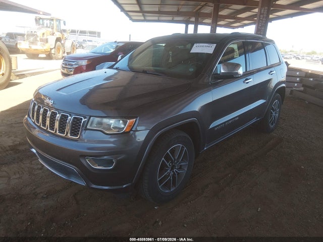 1C4RJEBG1JC231047 Jeep Grand Cherokee Limited 4x2