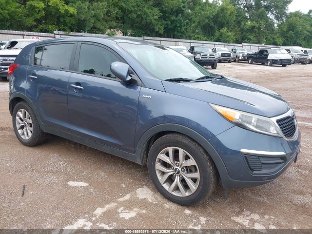 2015 Kia Sportage Lx მანქანა იყიდება აუქციონზე, vin: KNDPBCAC8F7745548, აუქციონის ნომერი: 45593978