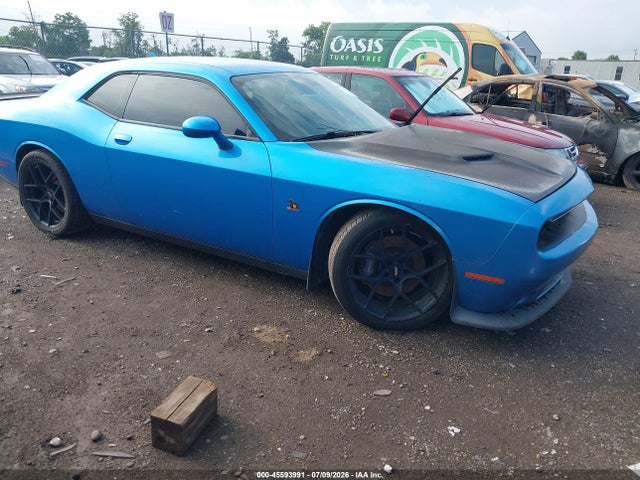 45593991 :رقم المزاد ، 2C3CDZFJ7FH839433 vin ، 2015 Dodge Challenger R/t Scat Pack مزاد بيع