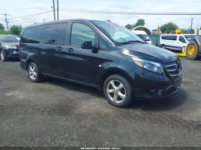 45593992 :رقم المزاد ، WD4PG2EE5J3397916 vin ، 2018 Mercedes-benz Metris مزاد بيع