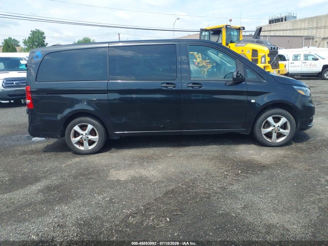 45593992 :رقم المزاد ، WD4PG2EE5J3397916 vin ، 2018 Mercedes-benz Metris مزاد بيع