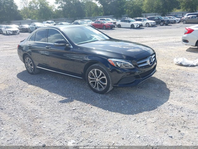 45593995 :رقم المزاد ، 55SWF4KB1FU020717 vin ، 2015 Mercedes-benz C 300 4matic مزاد بيع
