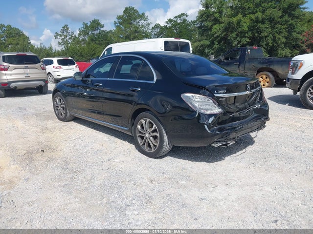 45593995 :رقم المزاد ، 55SWF4KB1FU020717 vin ، 2015 Mercedes-benz C 300 4matic مزاد بيع