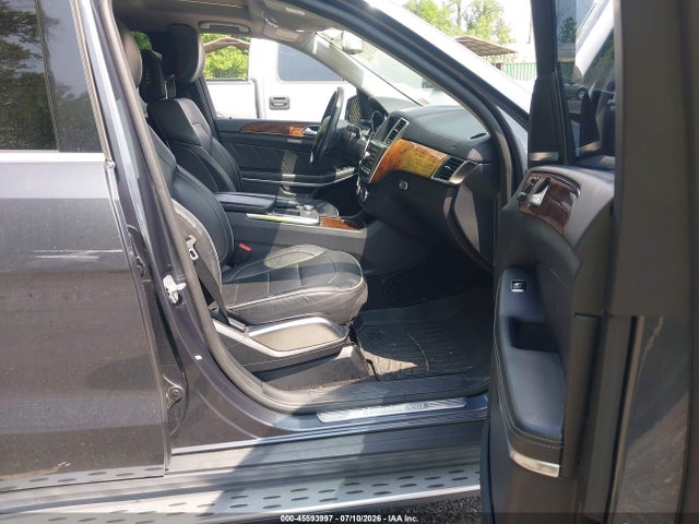 2014 Mercedes-benz Gl 550 4matic მანქანა იყიდება აუქციონზე, vin: 4JGDF7DE6EA311444, აუქციონის ნომერი: 45593997