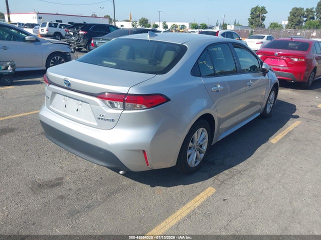Toyota Corolla Hybrid Le 2024 JTDBCMFE9R3033262 Image 4