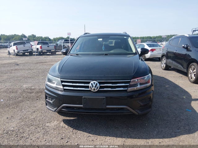 Продажа на аукционе авто 2018 Volkswagen Tiguan 2.0t Se/2.0t Sel, vin: 3VV2B7AX0JM050758, номер лота: 45594047