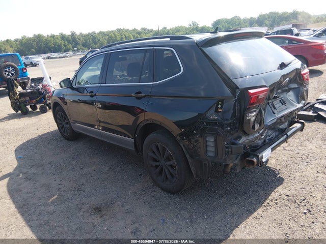 Продажа на аукционе авто 2018 Volkswagen Tiguan 2.0t Se/2.0t Sel, vin: 3VV2B7AX0JM050758, номер лота: 45594047