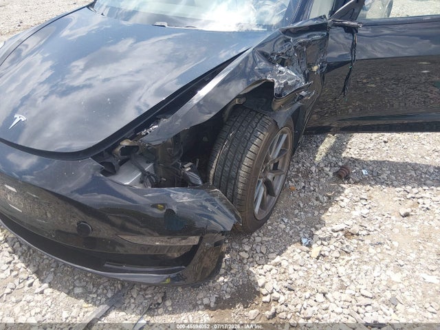 45594052 :رقم المزاد ، 5YJ3E1EA8MF018758 vin ، 2021 Tesla Model 3 Standard Range Plus Rear-wheel Drive مزاد بيع