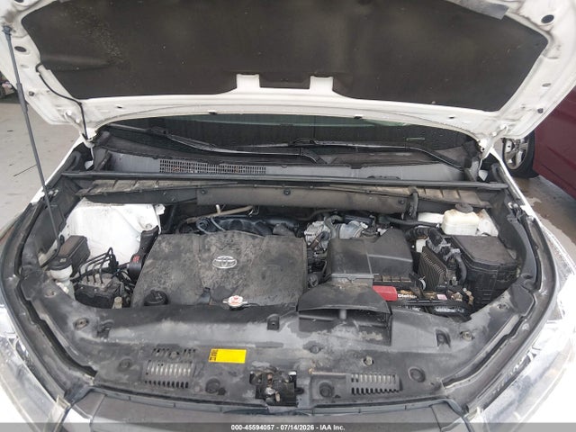 Toyota Highlander Limited Platinum 2018 5TDYZRFH6JS269726 Image 10