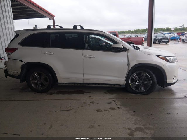 Toyota Highlander Limited Platinum 2018 5TDYZRFH6JS269726 Image 13
