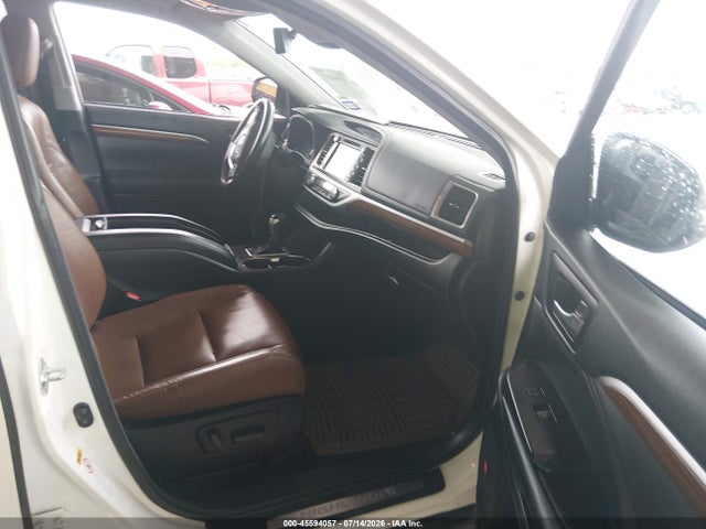 Toyota Highlander Limited Platinum 2018 5TDYZRFH6JS269726 Image 5