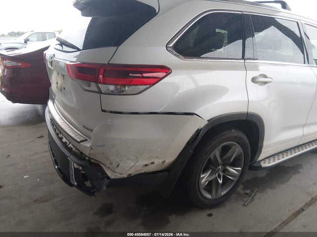Toyota Highlander Limited Platinum 2018 5TDYZRFH6JS269726 Image 6