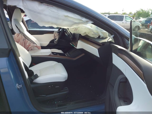 45594075 :رقم المزاد ، 7SAXCDE53TF488371 vin ، 2026 Tesla Model X All-wheel Drive مزاد بيع