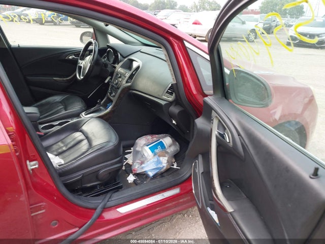 45594084 :رقم المزاد ، 1G4PS5SK0D4156733 vin ، 2013 Buick Verano Leather Group مزاد بيع