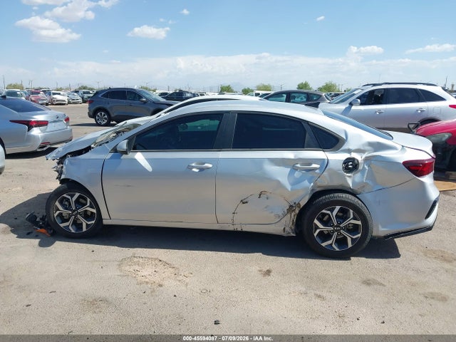 KIA Forte Lxs 2021 3KPF24AD8ME346310 Image 14