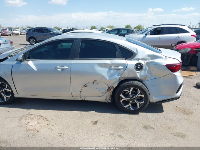 KIA Forte Lxs 2021 3KPF24AD8ME346310 Image 17