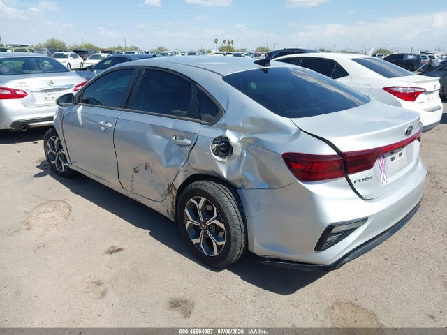 KIA Forte Lxs 2021 3KPF24AD8ME346310 Image 3