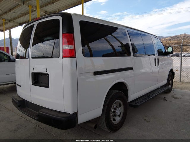 Chevrolet Express 2500 Ls 2018 1GAWGEFG2J1300425 Image 4