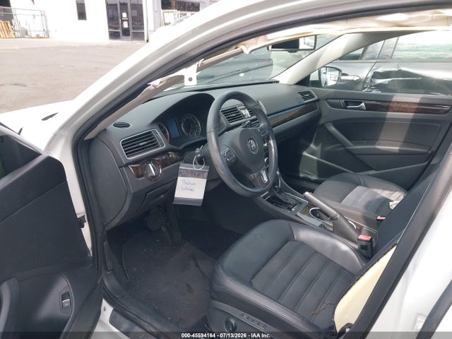 Продаж на аукціоні авто 2014 Volkswagen Passat 3.6l V6 Sel Premium, vin: 1VWCM7A31EC065025, номер лоту: 45594164