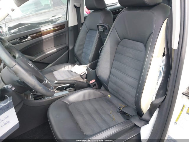 Продаж на аукціоні авто 2014 Volkswagen Passat 3.6l V6 Sel Premium, vin: 1VWCM7A31EC065025, номер лоту: 45594164