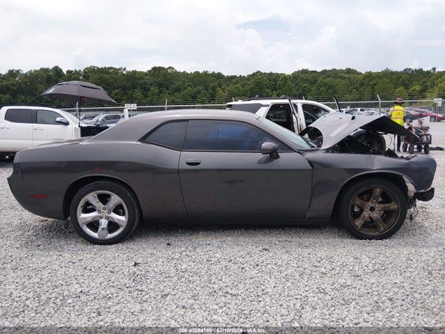 Продажа на аукционе авто 2014 Dodge Challenger Sxt, vin: 2C3CDYAG8EH266885, номер лота: 45594199