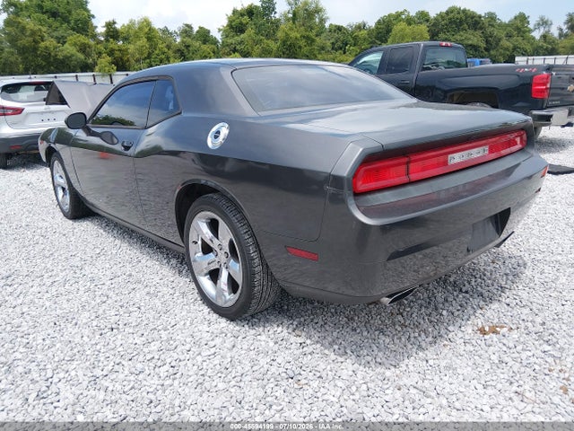 Продажа на аукционе авто 2014 Dodge Challenger Sxt, vin: 2C3CDYAG8EH266885, номер лота: 45594199