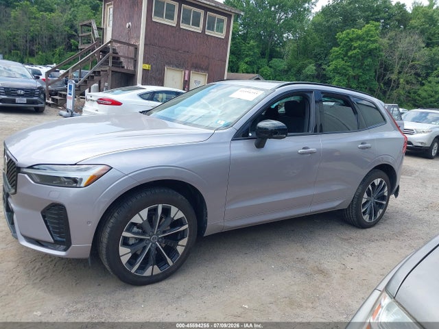 Volvo Xc60 B5 Plus 2026 YV4M12RC4T1386277 Image 14