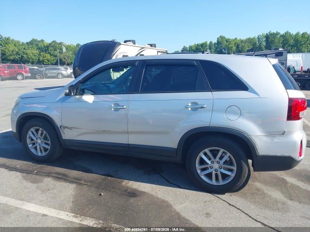 Продажа на аукционе авто 2014 Kia Sorento Lx, vin: 5XYKT3A66EG457823, номер лота: 45594261