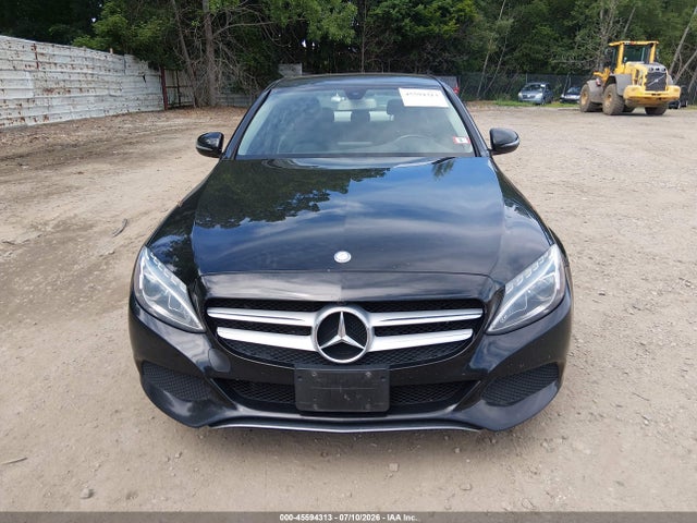 2017 Mercedes-benz C 300 4matic მანქანა იყიდება აუქციონზე, vin: 55SWF4KB7HU184511, აუქციონის ნომერი: 45594313