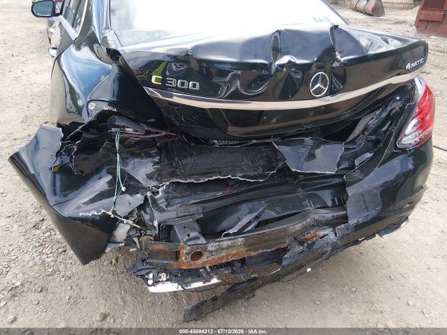 2017 Mercedes-benz C 300 4matic მანქანა იყიდება აუქციონზე, vin: 55SWF4KB7HU184511, აუქციონის ნომერი: 45594313