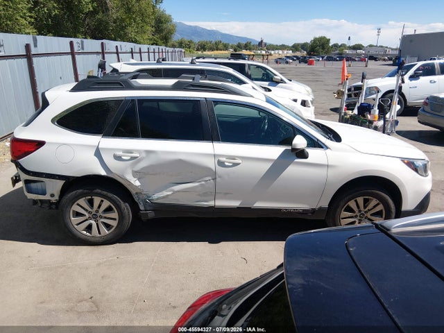 Subaru Outback 2.5i Premium 2018 4S4BSACC0J3218479 Image 13