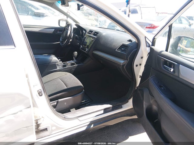 Subaru Outback 2.5i Premium 2018 4S4BSACC0J3218479 Image 5
