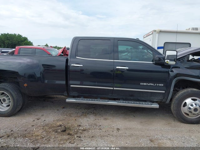 2016 Gmc Sierra 3500hd Denali მანქანა იყიდება აუქციონზე, vin: 1GT42YE81GF271701, აუქციონის ნომერი: 45594337