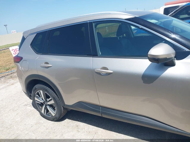 JN8BT3CB5RW172523 Nissan Rogue Sl Intelligent Awd