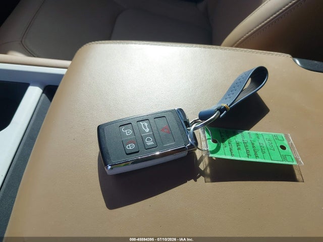 SALEJ7EX9S2364242 Land Rover Defender 110 P300