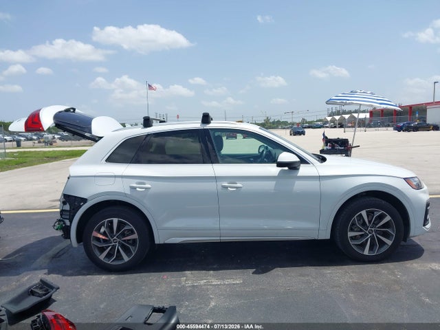 Продажа на аукционе авто 2021 Audi Q5 Premium 45 Tfsi Quattro S Tronic, vin: WA1AAAFY8M2012793, номер лота: 45594474