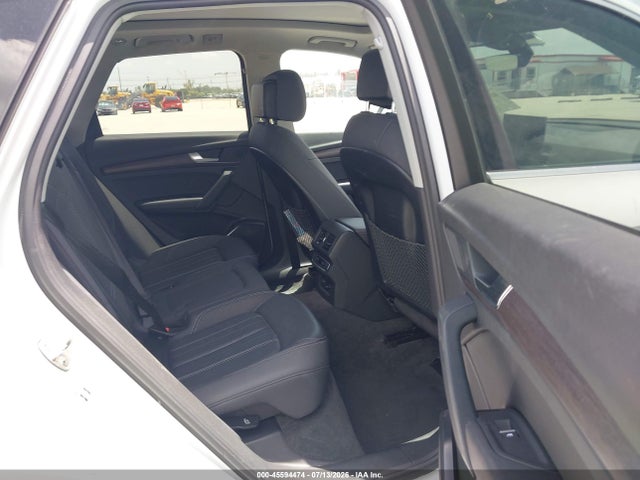 Продажа на аукционе авто 2021 Audi Q5 Premium 45 Tfsi Quattro S Tronic, vin: WA1AAAFY8M2012793, номер лота: 45594474