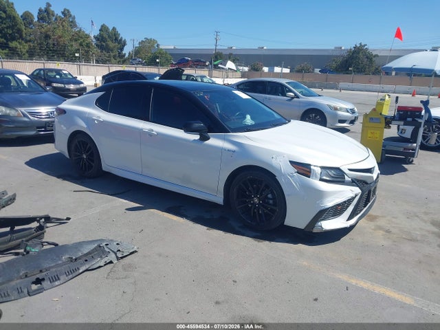 Toyota Camry Xse Hybrid 2021 4T1K31AK3MU028262 головне зображення